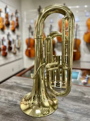 Getzen - 8230 - Intermediate Baritone Horn