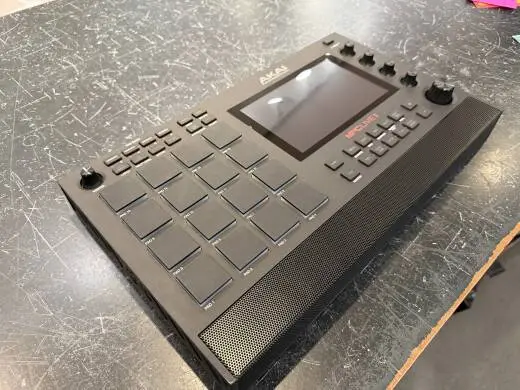 Akai - MPC LIVE II 2