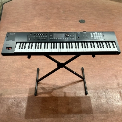 Roland FA-07