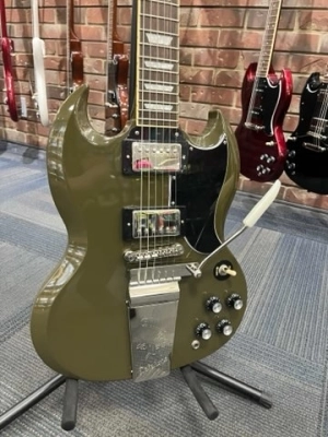 Epiphone SG Standard '61 Maestro Vibrola Olive Drab 2