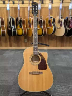 J-45 EC Studio Acoustic/Electric Guitar - Natural
