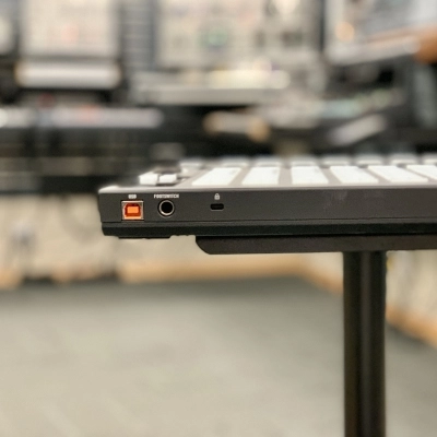 Native Instruments - MASCHINE JAM 2