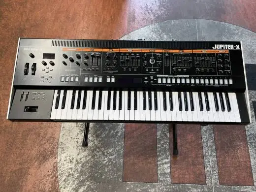 Roland - JUPITER-X