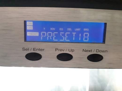 Crown CDi 1000 Power Amplifier 7