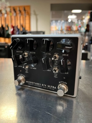 Darkglass B7K V2 Ultra Microtubes Overdrive Pedal