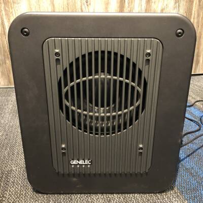 Genelec 7050C 8'' Active Studio Subwoofer (Single) - Black
