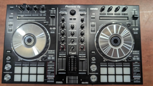 Gear Hunter | Pioneer DDJ-SR2 w/Decksaver