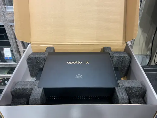 Universal Audio - UA-APX6 2