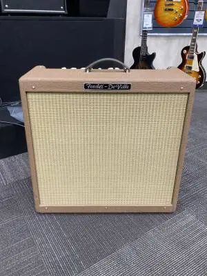 HR Deville 410 LTD