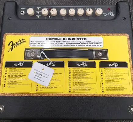 Fender - RUMBLE 100 V3 1X12 COMBO 2