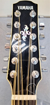 Yamaha - APX700II-12 BL 2