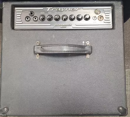 Traynor - Dynablock 400 - 400 watt Bass Combo Amp 2