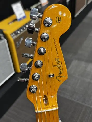 Fender - 011-3902-803 2