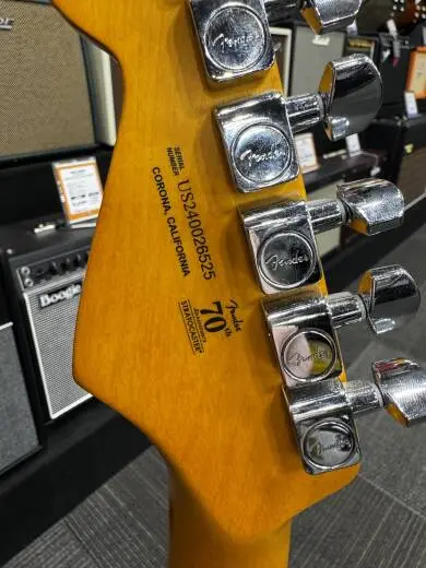 Fender - 011-3902-803 2