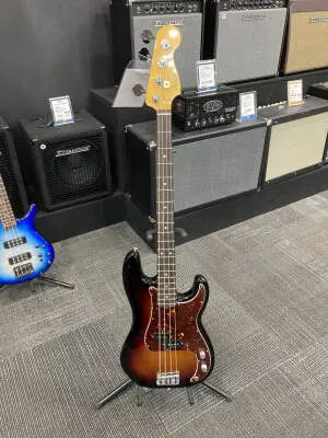 Fender AM PRO 2 Precision Bass