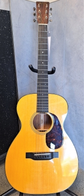 Martin Guitars - 0-18 STANDARD SRS SPRUCE