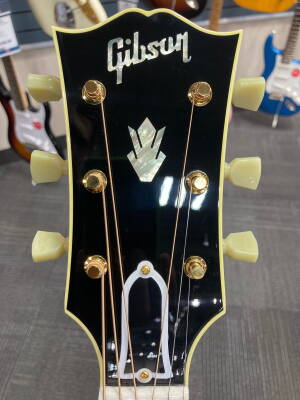 Store Special Product - Gibson SJ-200 Original