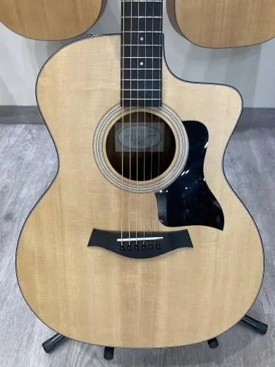 Taylor 114CE Walnut/Sitka Acoustic Guitar 2