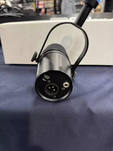 Store Special Product - Shure - MV7-K