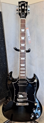 Gibson -SG STD EBONY W/SOFT GIGBAG