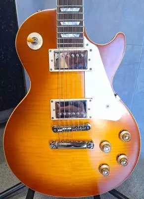 Epiphone -1959 Les Paul Standard Electric Guitar with Case - Iced Tea Burst 2