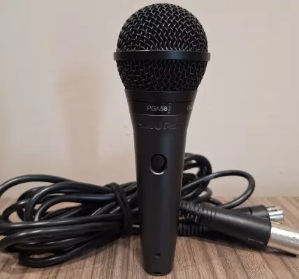 SHURE CARDIOID DYNAMIC VOCLA MIC W/ON/OFF