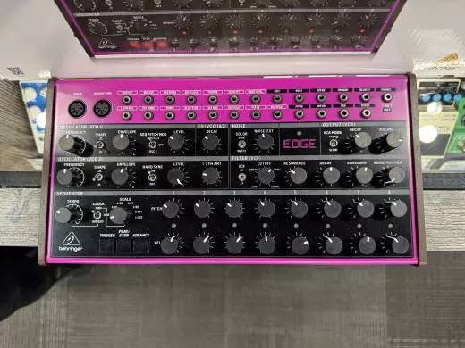 Behringer - EDGE BEHRINGER