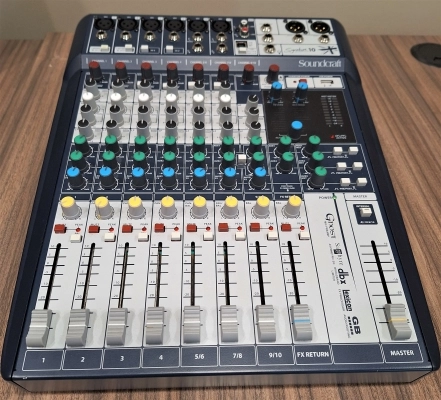 Soundcraft - SIGNATURE 10