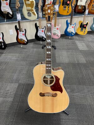 Store Special Product - Gibson Acoustic/Electric Songwriter