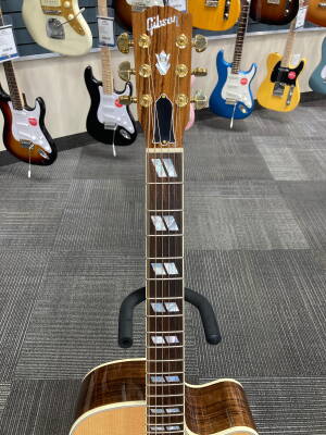 Store Special Product - Gibson Acoustic/Electric Songwriter