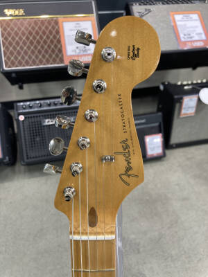 Store Special Product - Fender Vintera II 50\