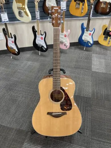 Yamaha FG700S Acoustic Guitar