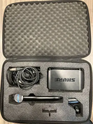 Shure GLXD24 Wireless System