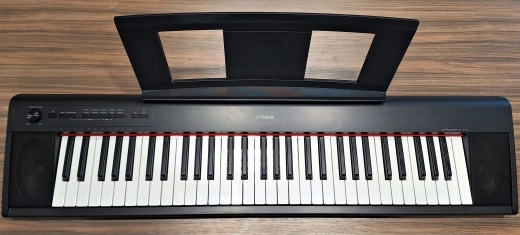 Yamaha - NP12 B