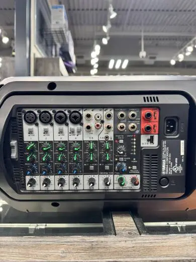 Yamaha - STAGEPAS400I 2