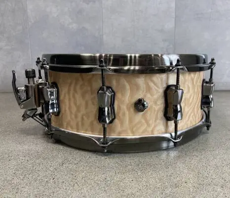 Store Special Product - Black Panther Pegasus Snare