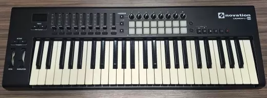 Novation - LAUNCHKEY49 MK2