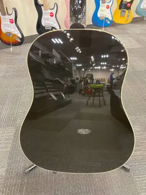 Gibson Acoustic J-45 Standard 2