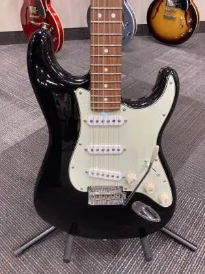 Fender Limited Edition Player Stratocaster 2