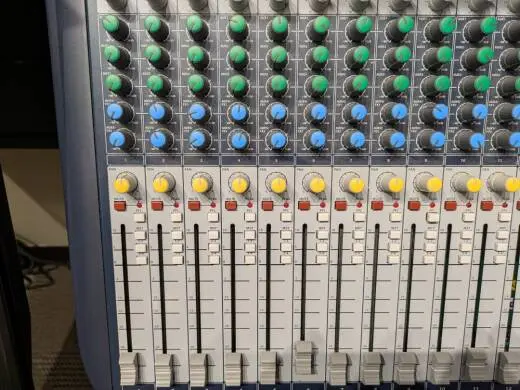 Soundcraft - SIGNATURE 22 2