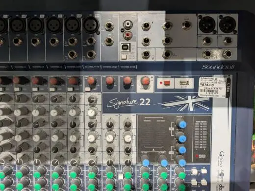 Soundcraft - SIGNATURE 22 2