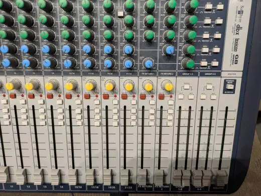 Soundcraft - SIGNATURE 22 2