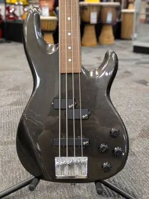 FENDER LYTE P-BASS (JAPAN) 2