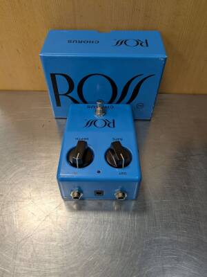 ROSS Chorus Pedal | Long & McQuade