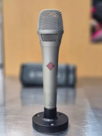 Neumann - KMS 105