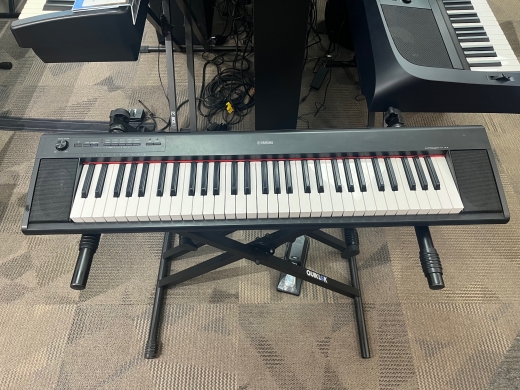 Yamaha - NP12 B