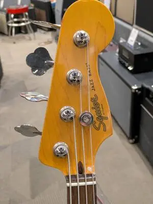 Squier - 037-4531-500 2