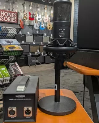 Warm Audio - WA-8000 2