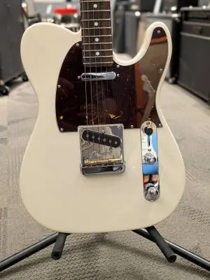 Fender - 011-3940-705 2