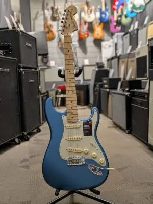 Fender - 011-4912-302
